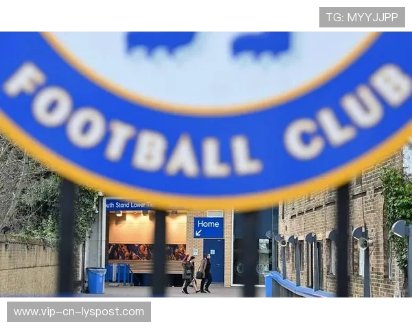 欧冠劲旅切尔西与巴萨未能在小组赛中取得胜利，效力切尔西和巴萨的球员